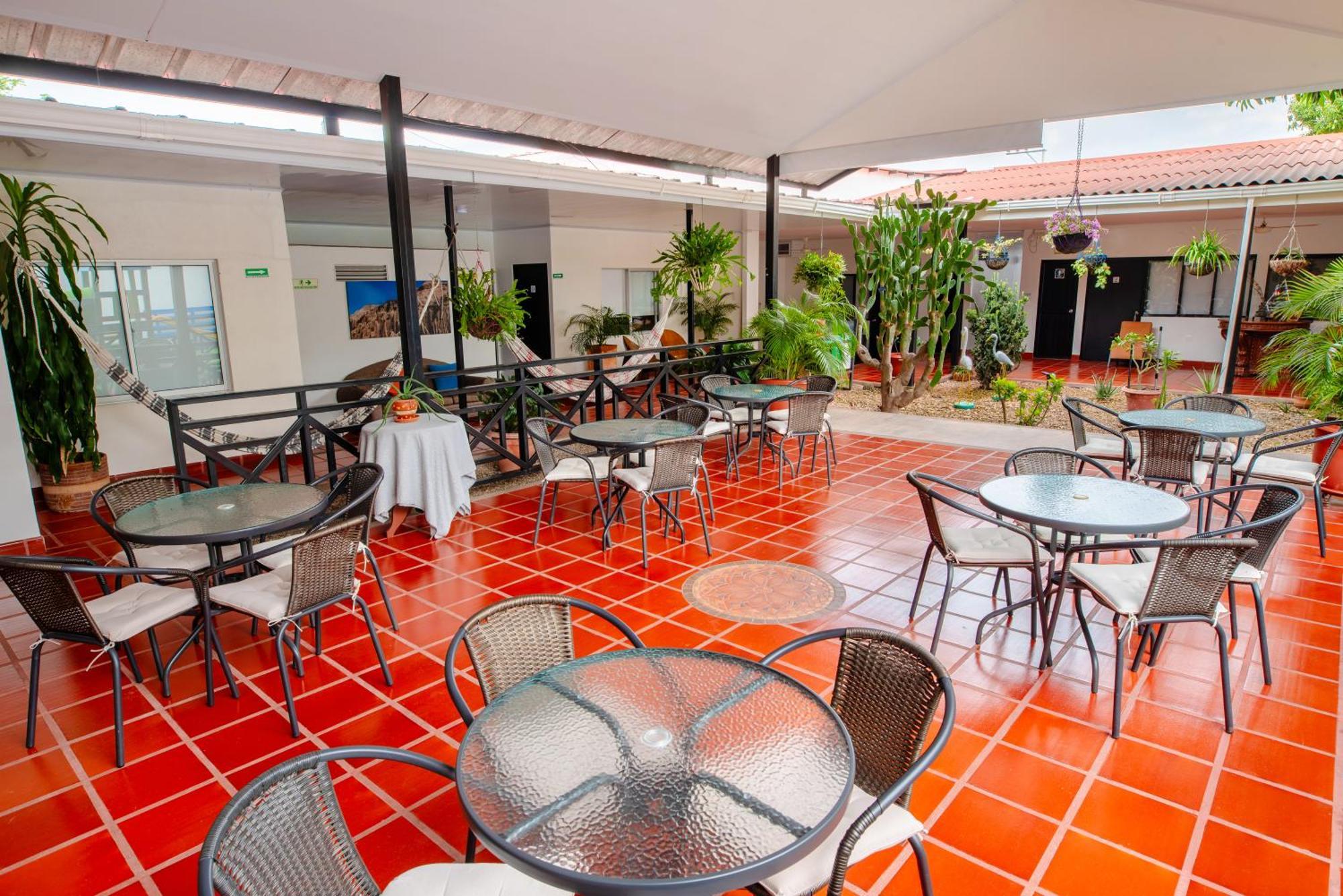 Hotel Villa Paraiso Villavieja Zewnętrze zdjęcie